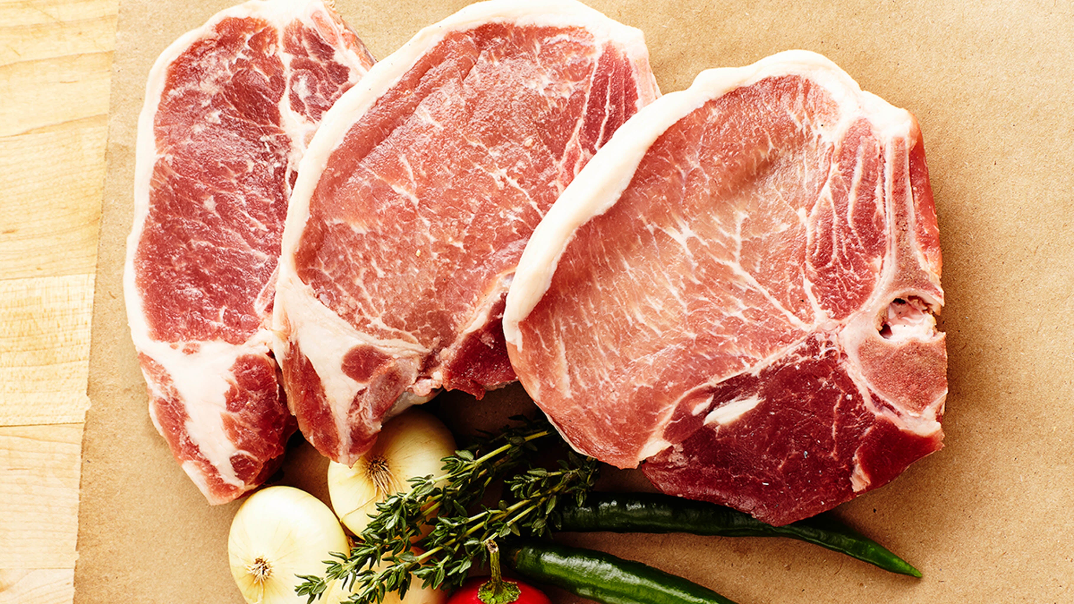 Berkshire Pork Loin Chops Raw Fossil Farms